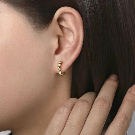 15mm Grommet Pattern Huggie Earrings