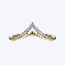 Load image into Gallery viewer, White-Yellow Gold Diamond Chevron Ring
