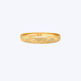 14K Yellow Gold 8mm Textured Diamond-Cut Bangle Bracelet- 5.79gr/6" (EST)