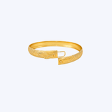 14K Yellow Gold 8mm Textured Diamond-Cut Bangle Bracelet- 5.79gr/6" (EST)