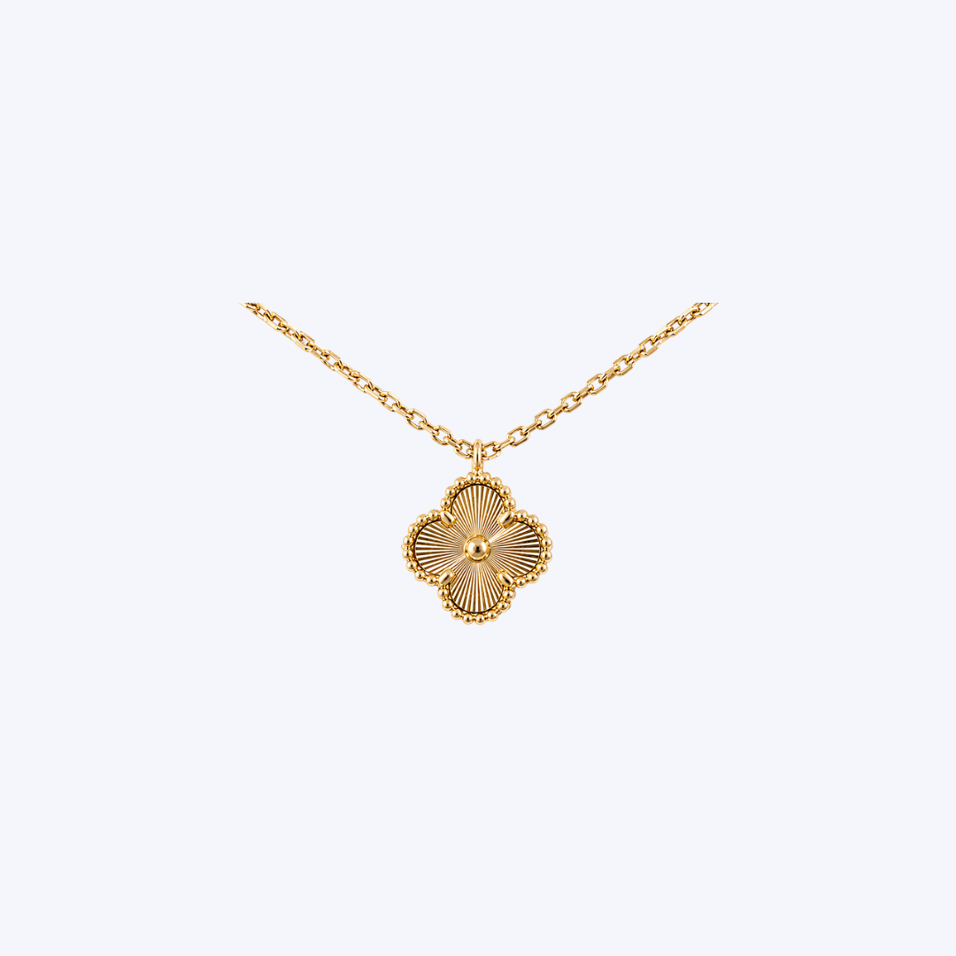 18K Yellow Gold 9mm Petite Clover Pendant Necklace (BCO)