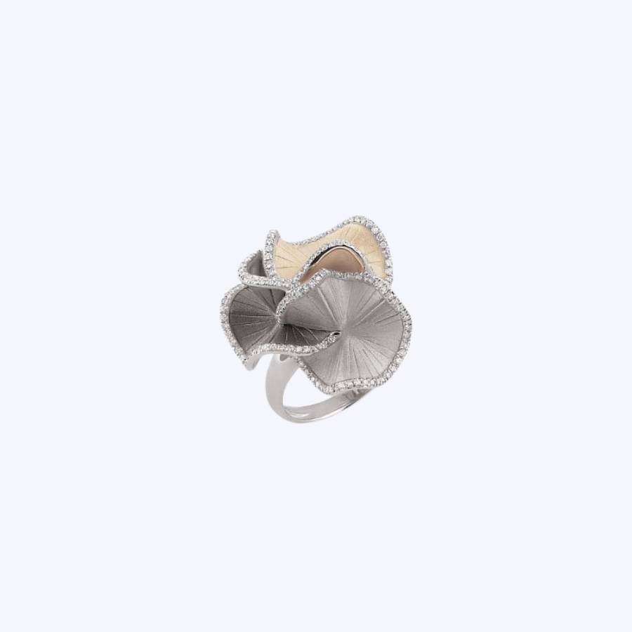 Sultana Series White Ice Natural Beige and Black Lava Gold Ring