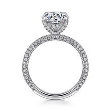 Load image into Gallery viewer, Alinna Round Diamond Engagement Ring
