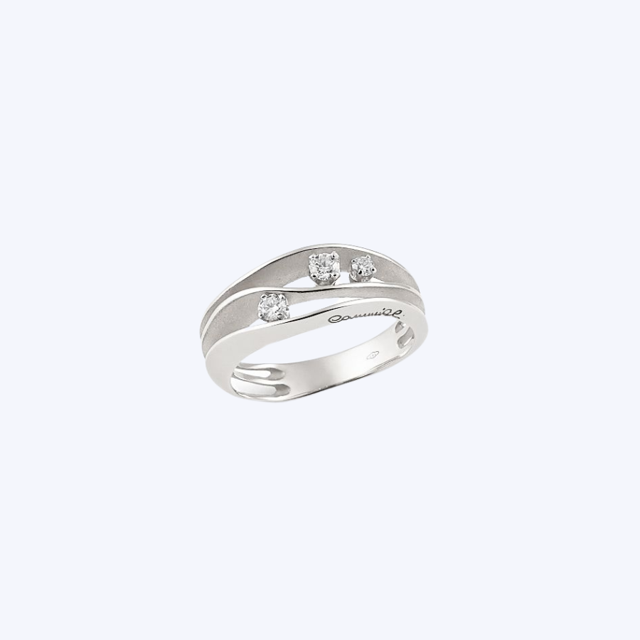 Cammilli 18K Gold "Dune" Series 3-Diamond Ring - 0.19ctw