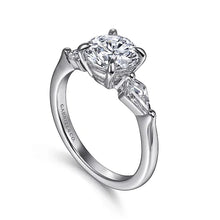 Load image into Gallery viewer, Kristen Round Three Stone Diamond Engagement Ring
