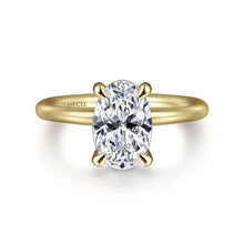 Load image into Gallery viewer, Lark Engagement Ring
