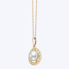 Load image into Gallery viewer, Link Pearl Pendant Necklace
