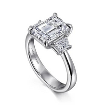 Load image into Gallery viewer, Barie Emerald Cut Three Stone Diamond Ring
