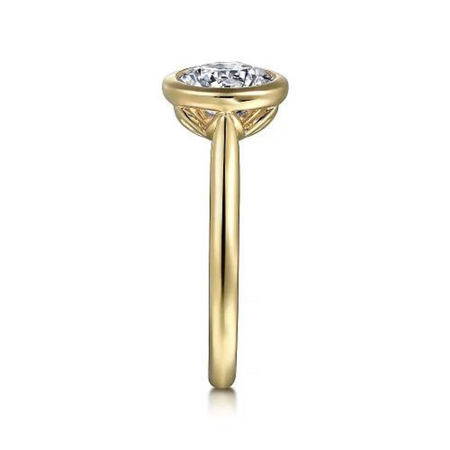 Giovana Round Bezel Set Diamond Ring