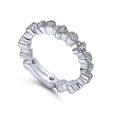 Round & Clover Diamond Milgrain Edged Ring